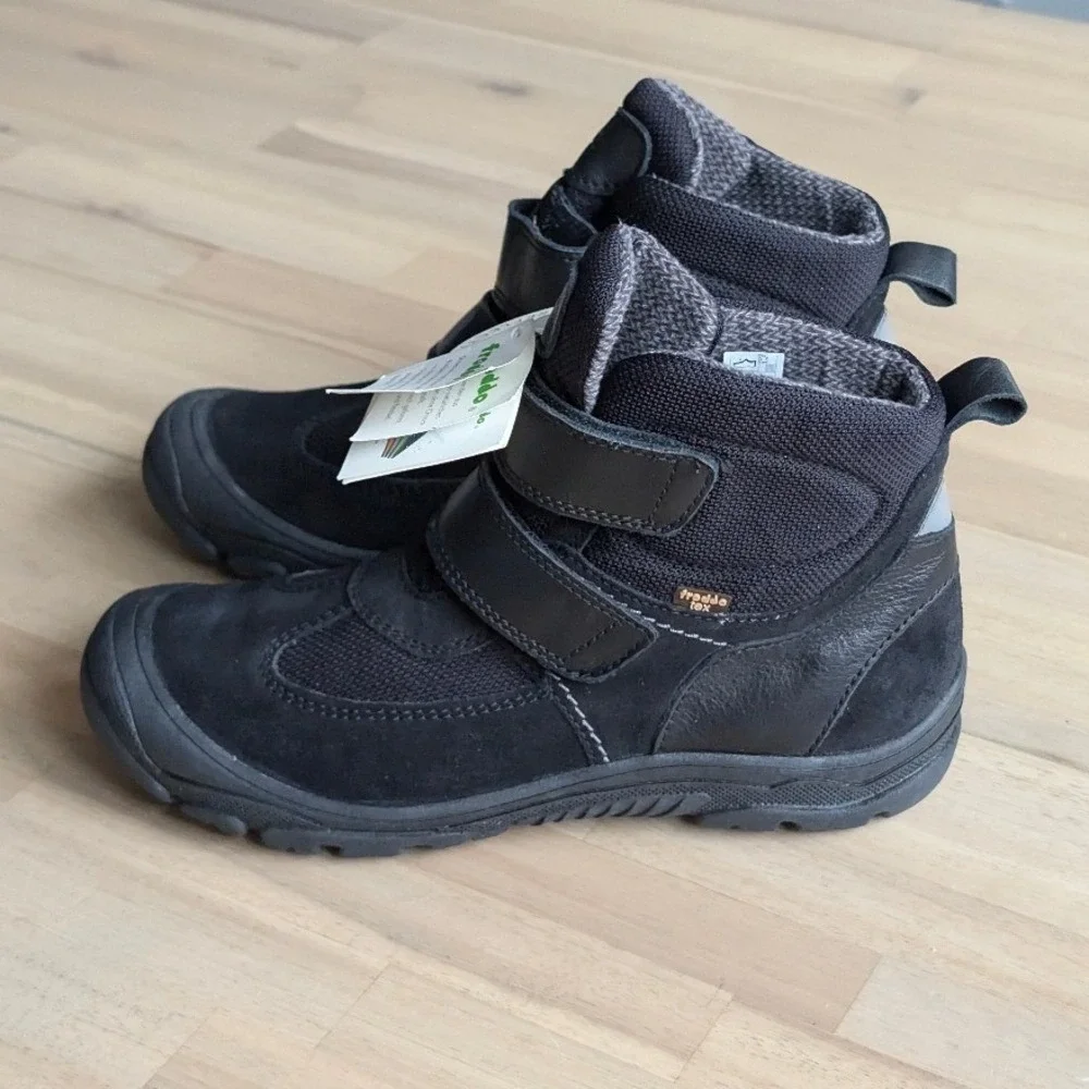Froddo NEW!‎ Tex Waterproof Black Boots Size 38-US 6 Youth